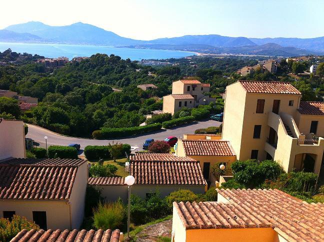 Location de vacances en appartement (avec piscine) 5 personnes à PORTICCIO (40)