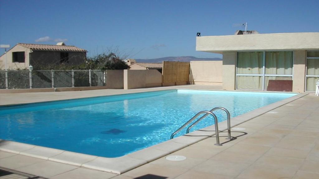Location de vacances en appartement (avec piscine) 3 personnes à PORTICCIO (40)