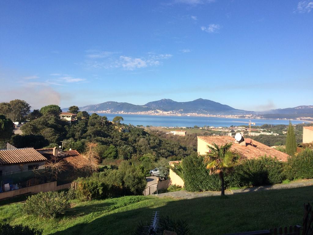 Location de vacances en appartement (avec piscine) 5 personnes à PORTICCIO (40)