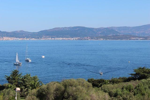 Location de vacances en appartement (avec piscine) 5 personnes à PIETROSELLA (40)