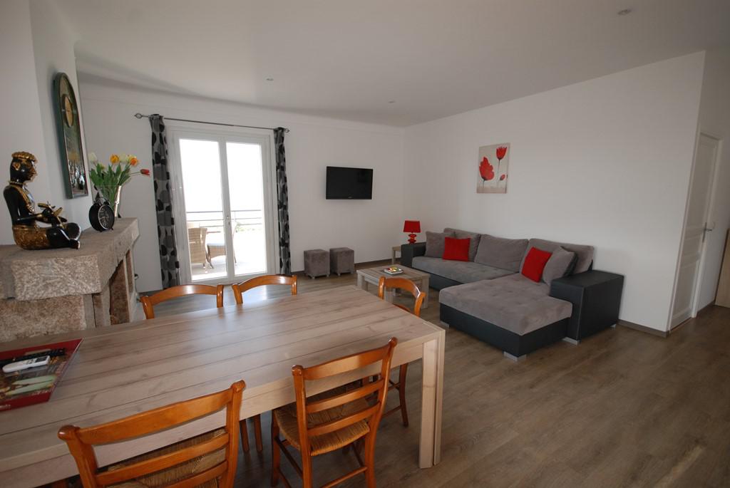 Location de vacances en appartement (avec piscine) 5 personnes à PIETROSELLA (40)
