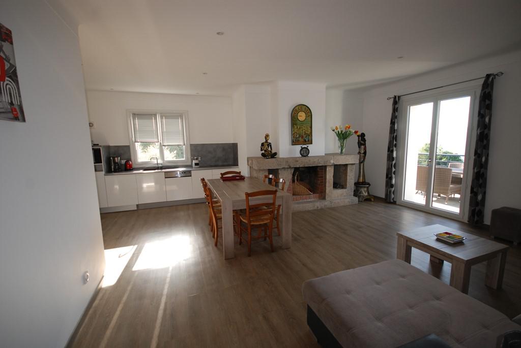 Location de vacances en appartement (avec piscine) 5 personnes à PIETROSELLA (40)