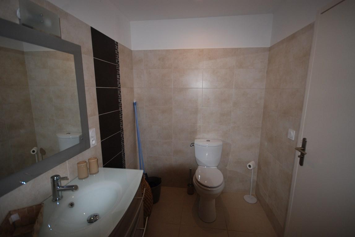 Location de vacances en appartement (avec piscine) 5 personnes à PIETROSELLA (40)