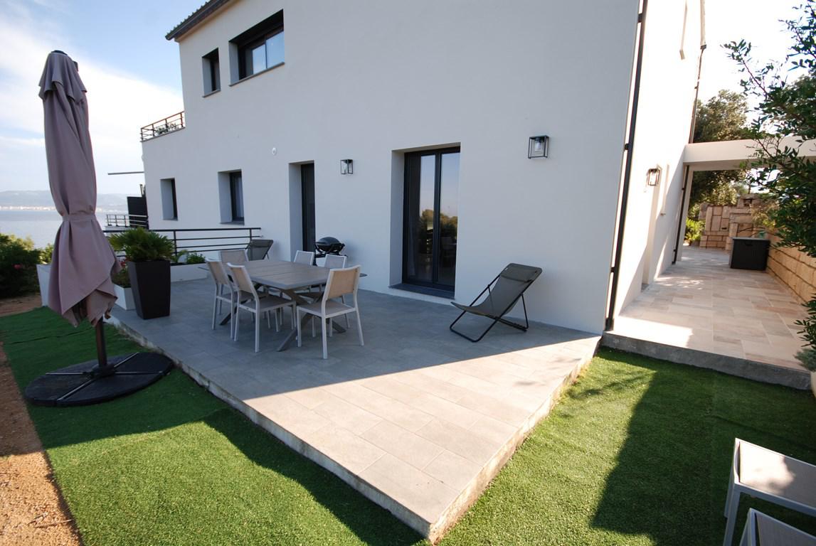 Location de vacances en appartement (avec piscine) 5 personnes à PIETROSELLA (40)