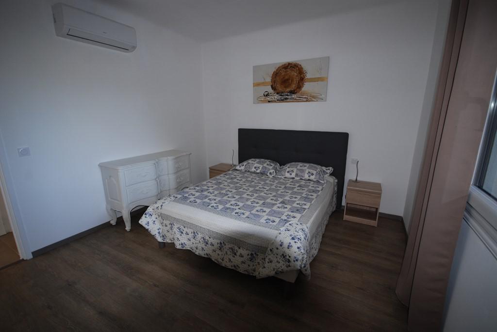 Location de vacances en appartement (avec piscine) 5 personnes à PIETROSELLA (40)