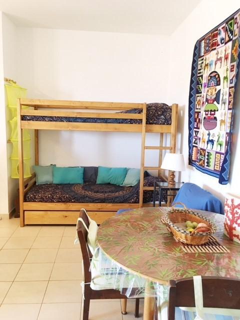 Location de vacances en appartement  5 personnes à AJACCIO (40)
