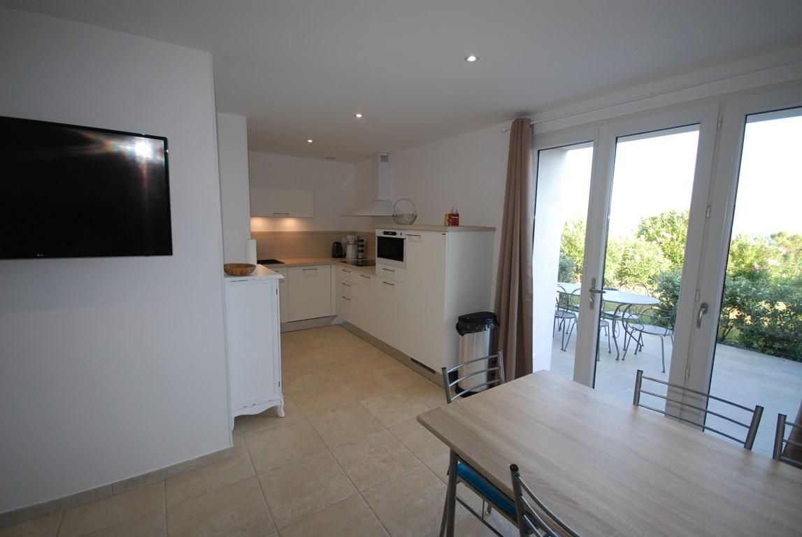 Location de vacances en appartement (avec piscine) 5 personnes à PIETROSELLA (40)