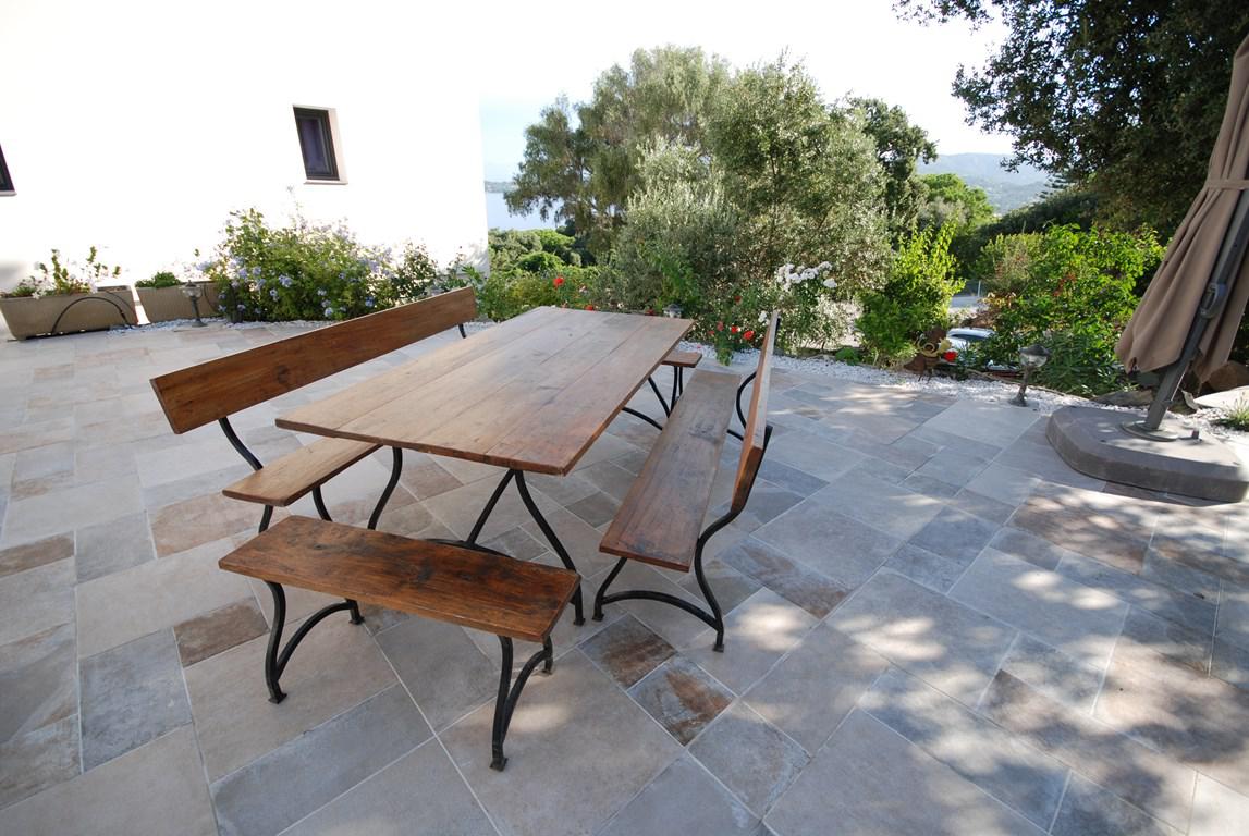 Location de vacances en appartement (avec piscine) 5 personnes à PIETROSELLA (40)