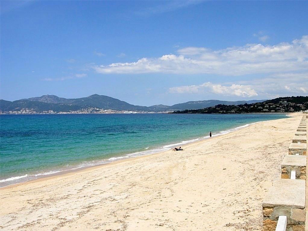 Location de vacances en appartement  6 personnes à PORTICCIO (40)