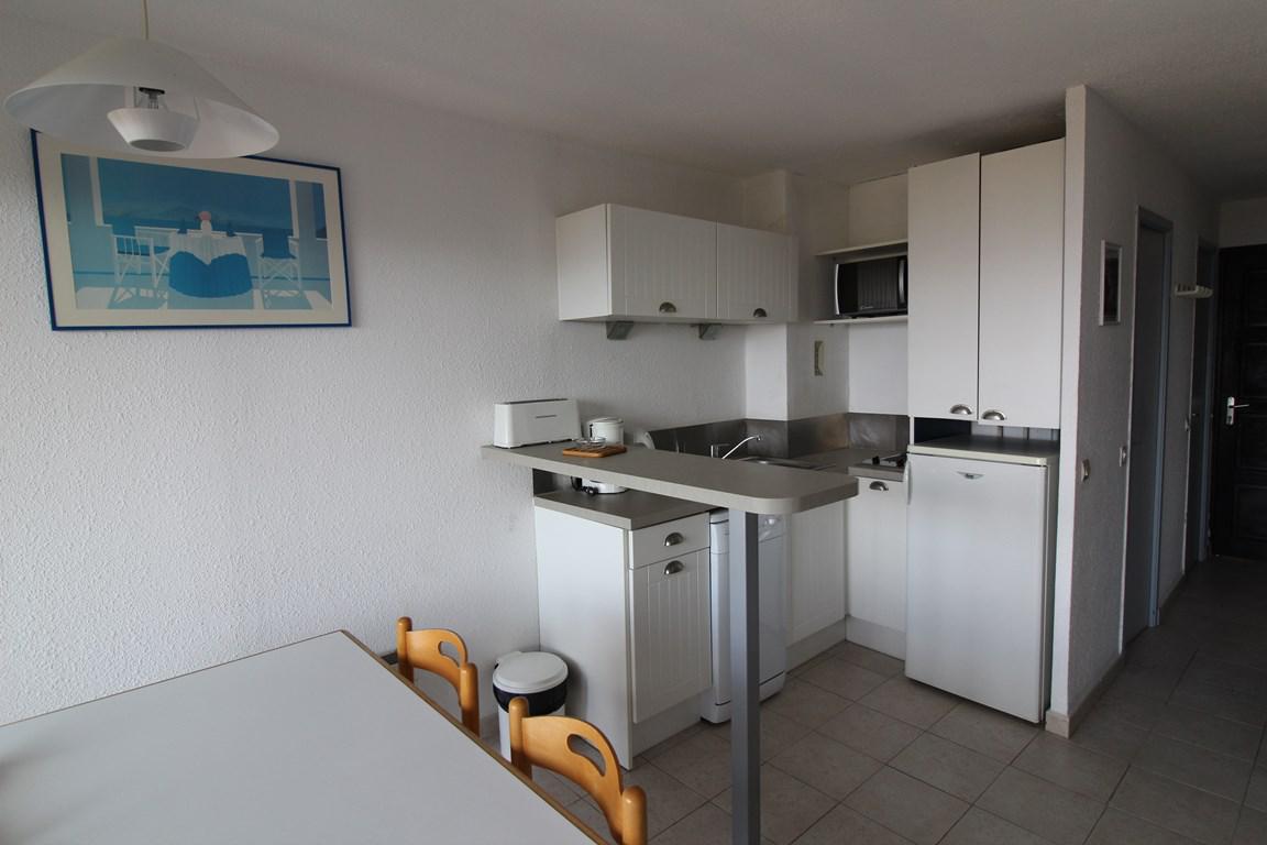Location de vacances en appartement (avec piscine) 4 personnes à PORTICCIO (40)