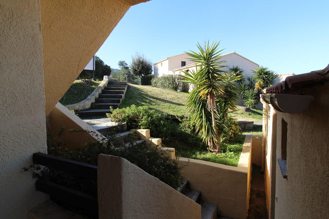 Location de vacances en appartement (avec piscine) 5 personnes à PORTICCIO (40)