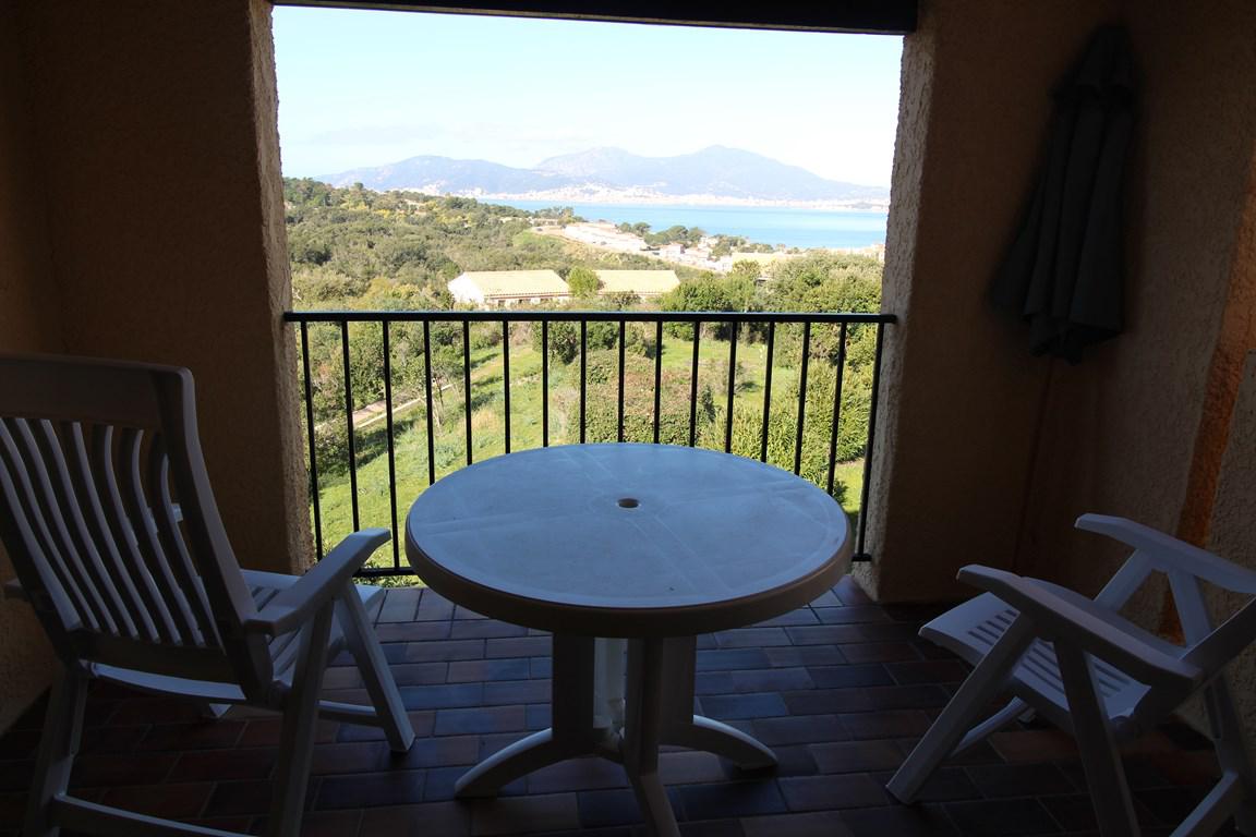 Location de vacances en appartement (avec piscine) 5 personnes à PORTICCIO (40)