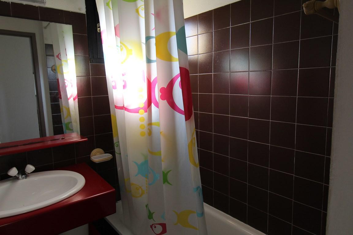 Location de vacances en appartement (avec piscine) 5 personnes à PORTICCIO (40)