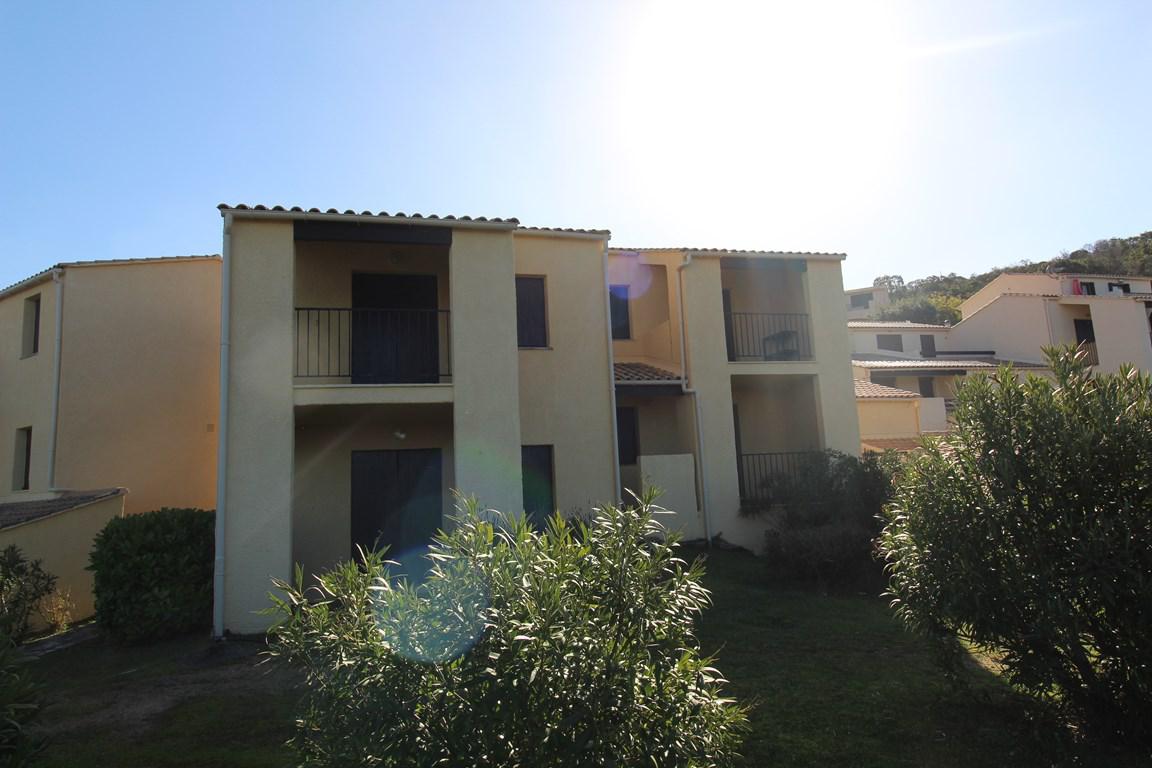 Location de vacances en appartement (avec piscine) 5 personnes à PORTICCIO (40)