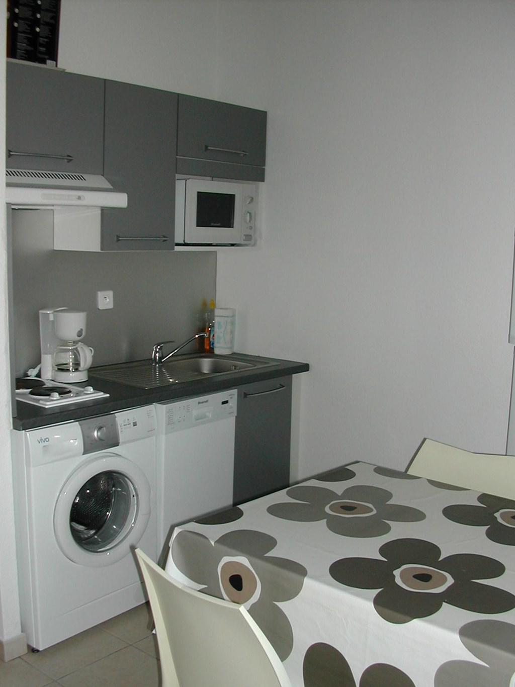 Location de vacances en appartement (avec piscine) 5 personnes à PORTICCIO (40)