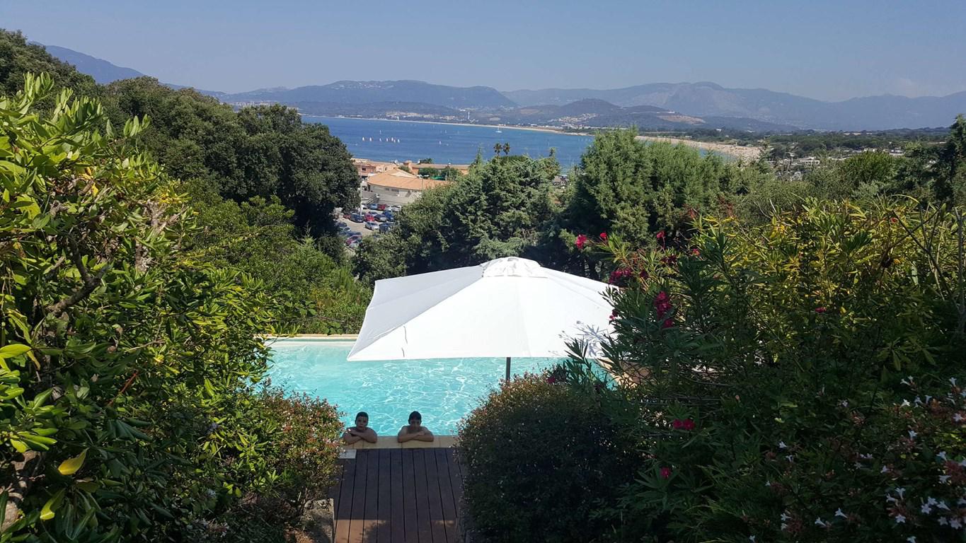 Location de vacances en maison (avec piscine) 10 personnes à PORTICCIO (40)