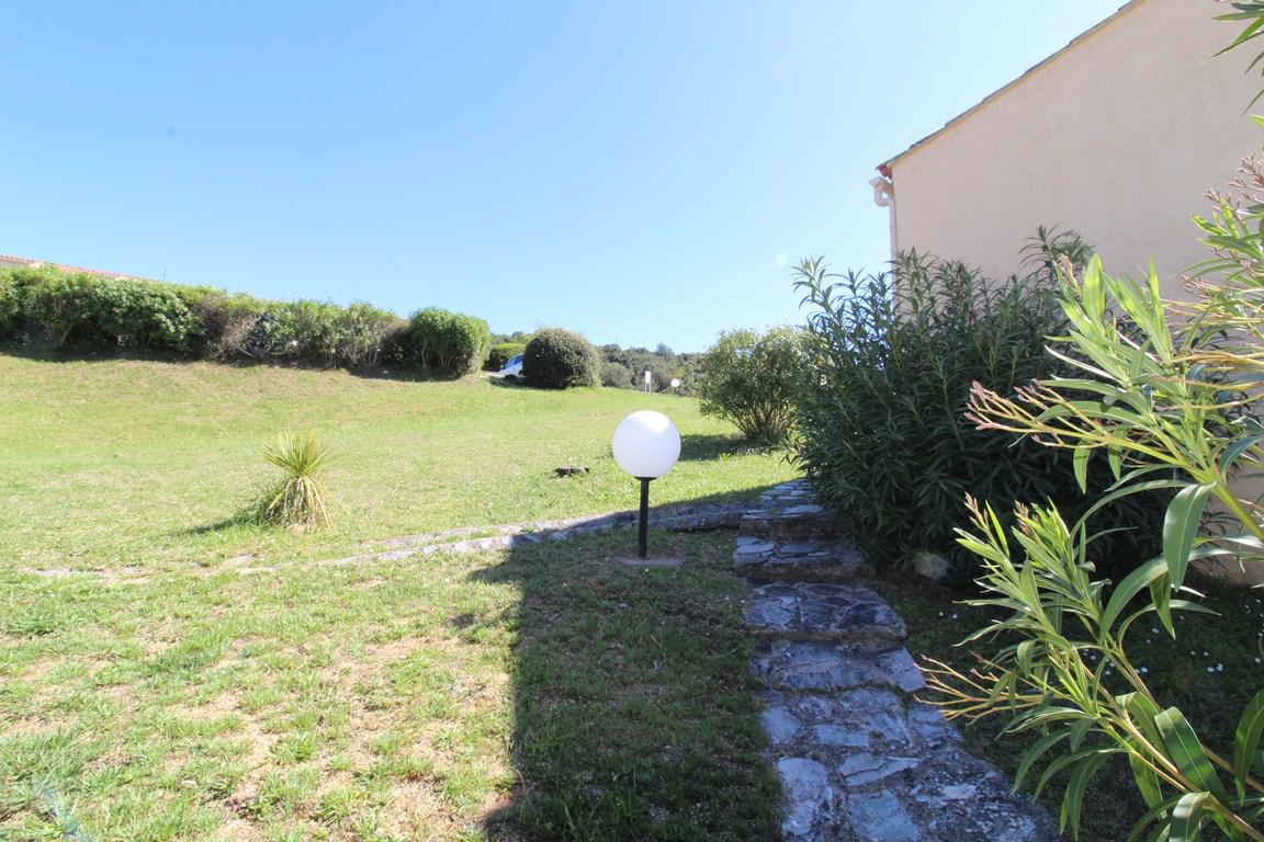 Location de vacances en appartement (avec piscine) 4 personnes à PORTICCIO (40)