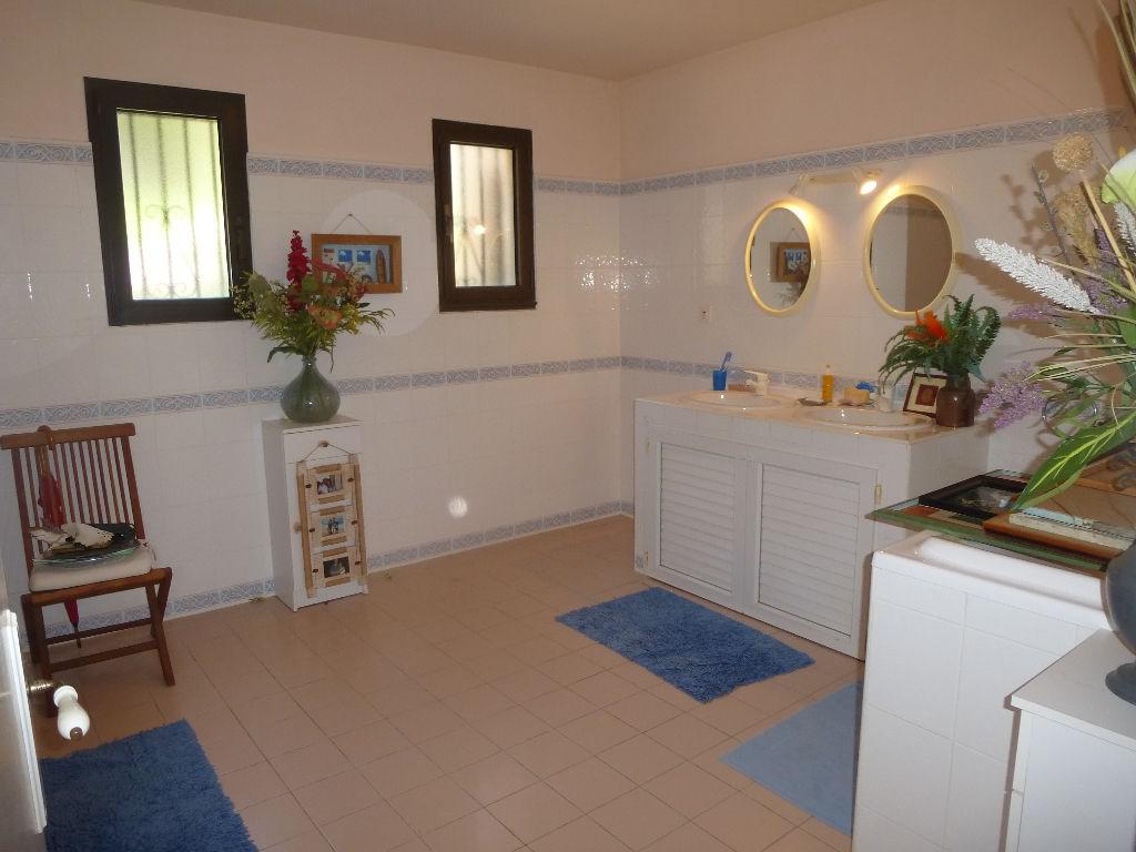 Location de vacances en maison (avec piscine) 12 personnes à PORTICCIO (40)