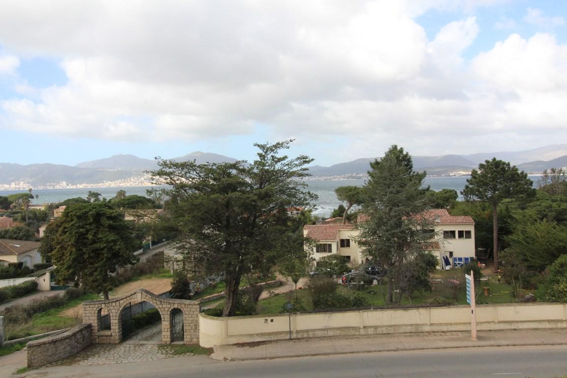 Location de vacances en appartement  2 personnes à PORTICCIO (40)