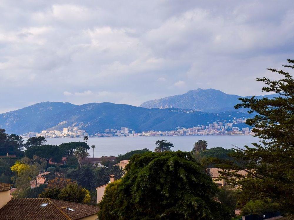 Location de vacances en appartement  2 personnes à PORTICCIO (40)