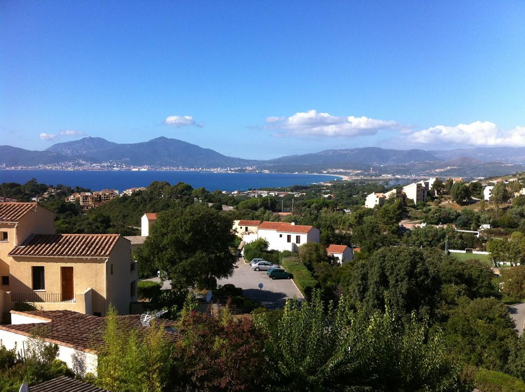 Location de vacances en appartement (avec piscine) 5 personnes à PORTICCIO (40)
