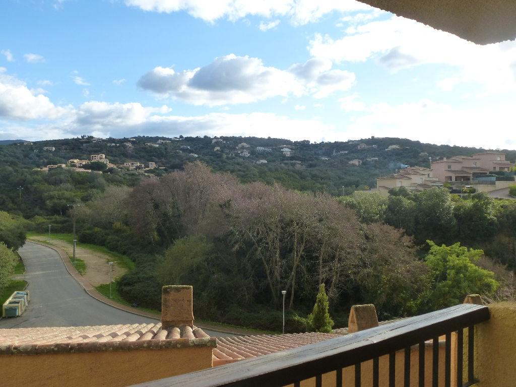 Location de vacances en appartement (avec piscine) 4 personnes à PORTICCIO (40)