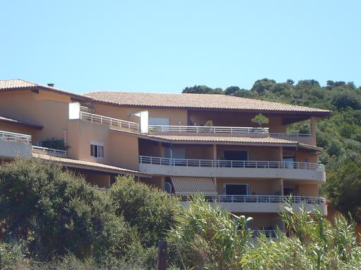 Location de vacances en appartement  6 personnes à PORTICCIO (40)