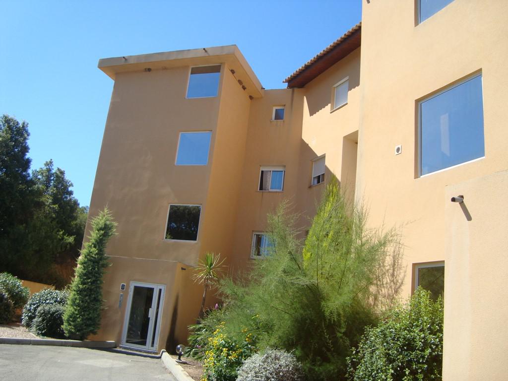 Location de vacances en appartement  6 personnes à PORTICCIO (40)