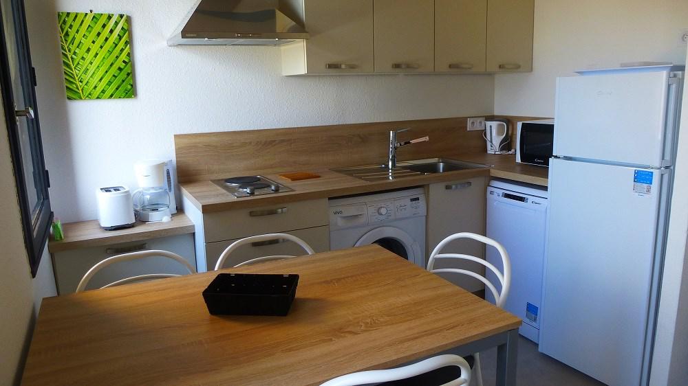 Location de vacances en appartement (avec piscine) 5 personnes à PORTICCIO (40)