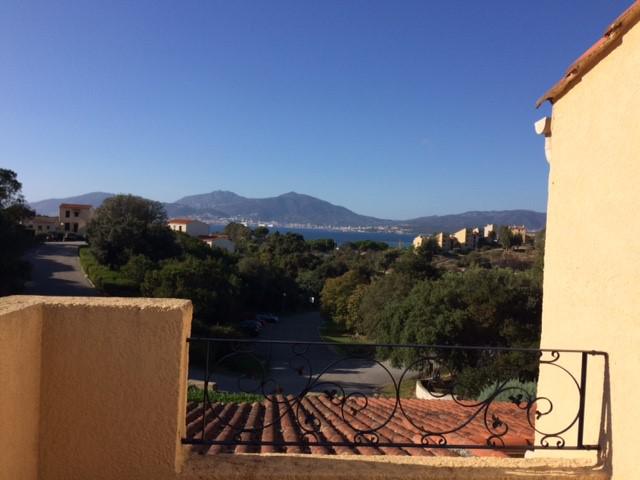 Location de vacances en appartement (avec piscine) 6 personnes à PORTICCIO (40)