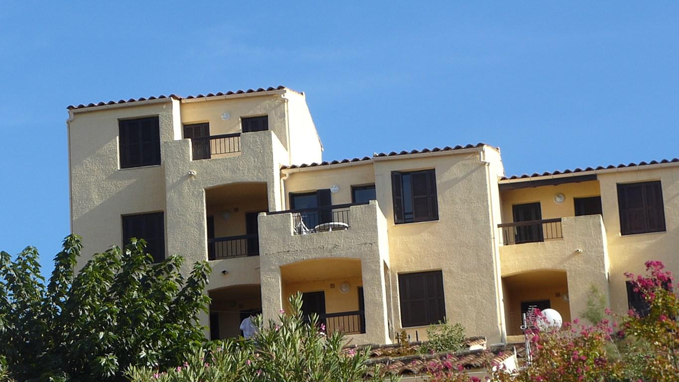 Location de vacances en appartement (avec piscine) 5 personnes à PORTICCIO (40)