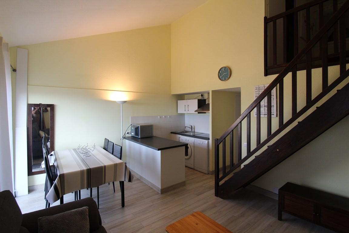 Location de vacances en appartement (avec piscine) 6 personnes à PORTICCIO (40)